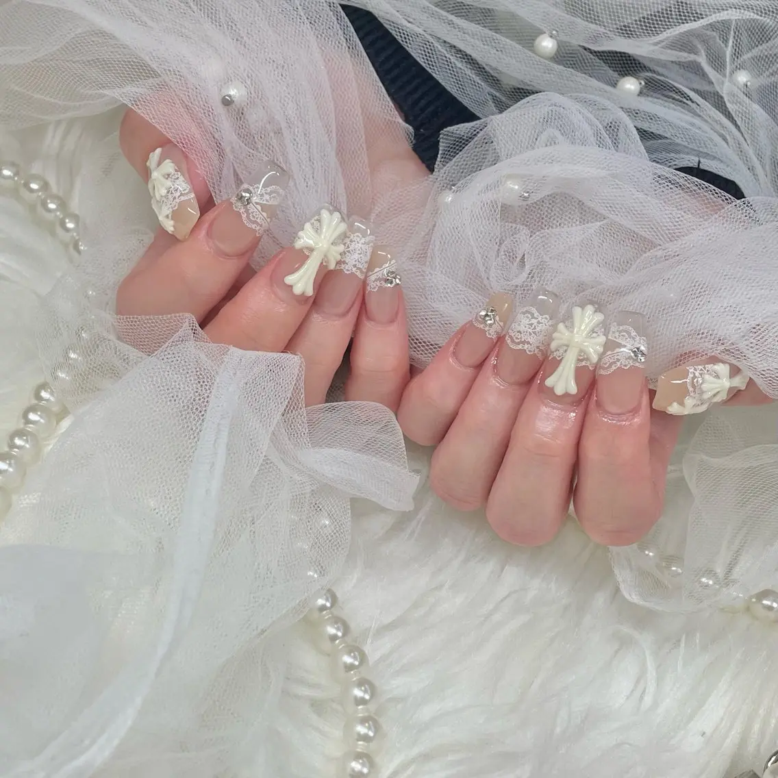 ネイル レース ハンドネイル Blue daisy RIN🎀のネイルデザイン