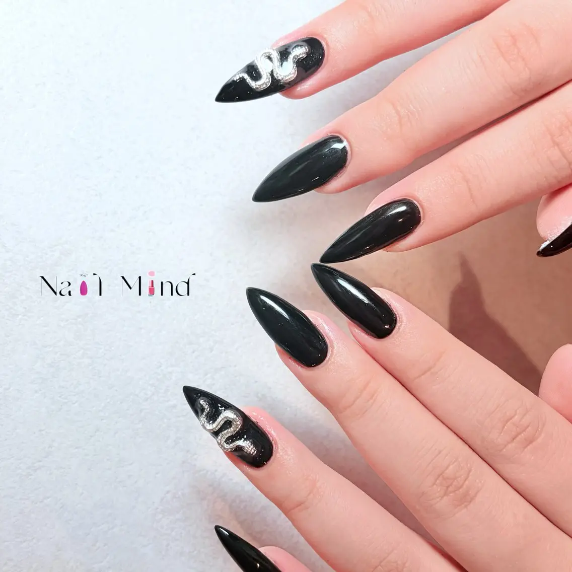 ネイル ハンドネイル NailMind Tokyoのネイルデザイン