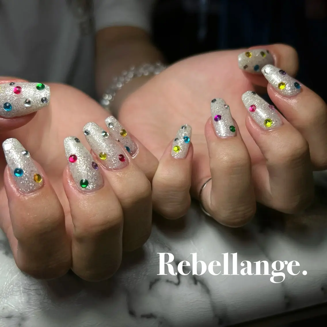 ネイル ハンドネイル Rebellange n.のネイルデザイン