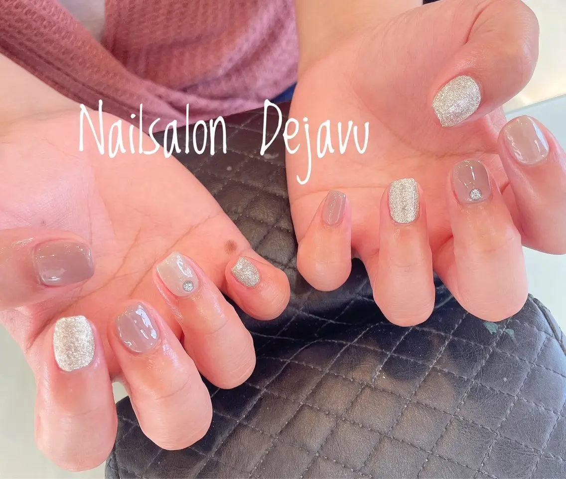 ネイル ワンカラーネイル ストーンネイル ハンドネイル Nailsalon Dejavuのネイルデザイン
