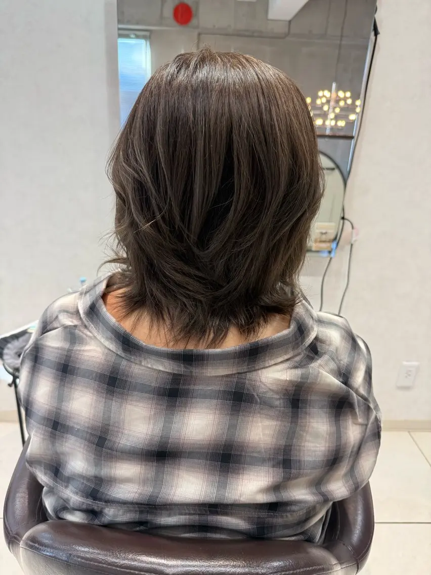 【ミセス向け︎🤍】グレイカラーリタッチ＋炭酸スパ︎🤍の写真