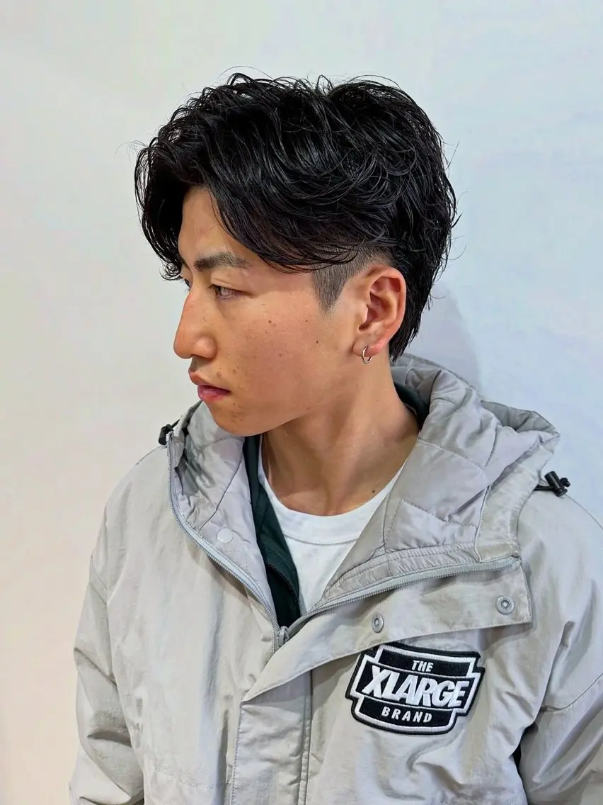 パーマ メンズ センターパート メンズパーマ カット パーマ 🟦横浜駅メンズパー マ｜小上馬淳司🟦のヘアスタイル