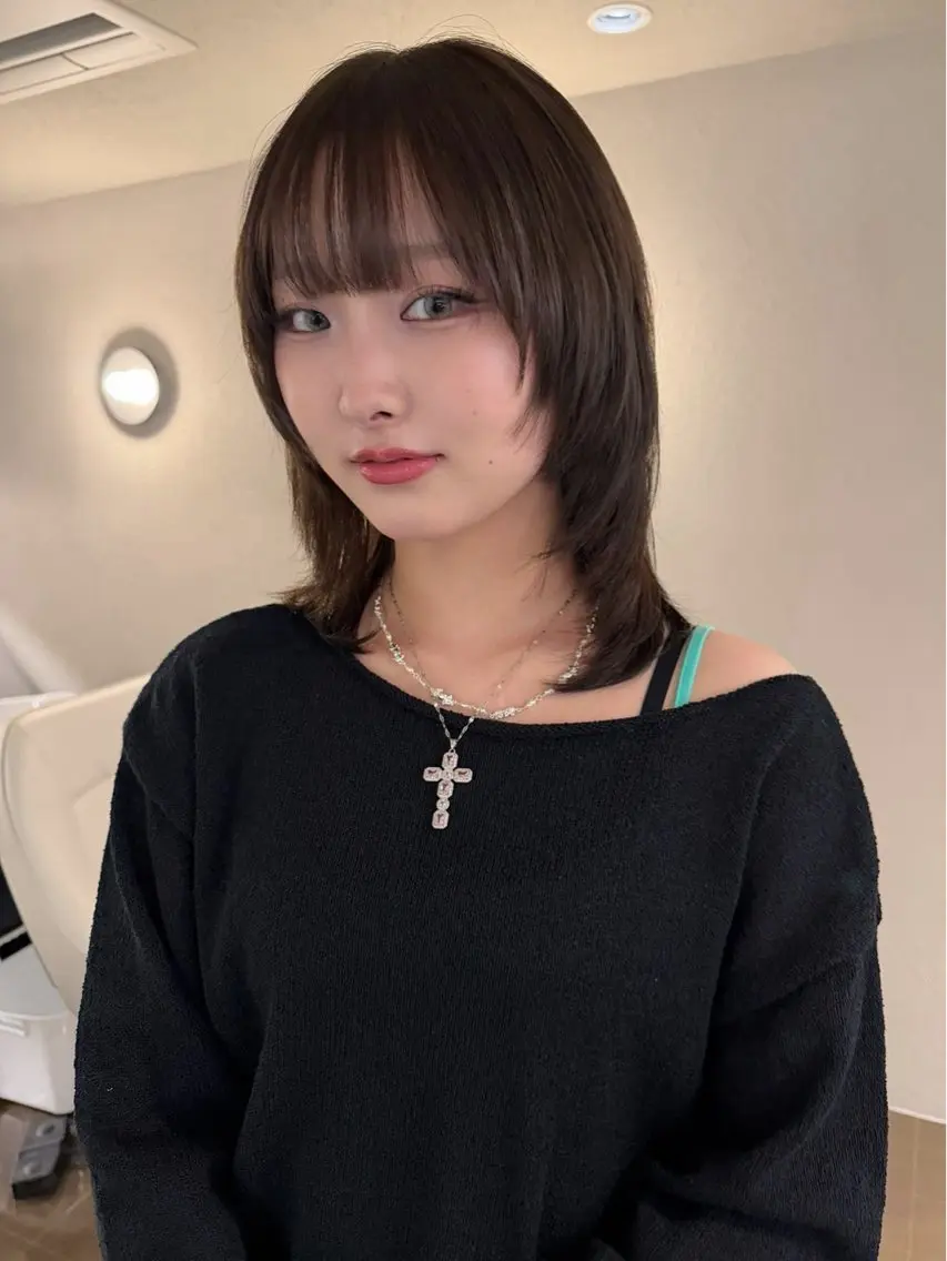 ミディアム レイヤーカット YAMADA KOKOROのヘアスタイル