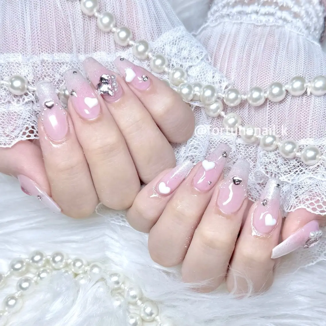 ネイル ハンドネイル 🤍kanane 🤍のネイルデザイン