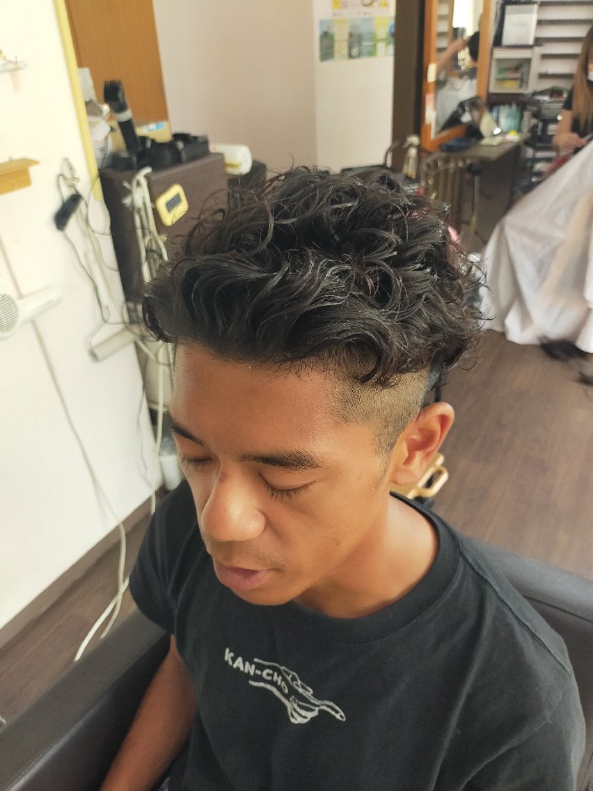 ショート パーマ メンズ アップバング メンズパーマ カット パーマ トリートメント 大城正樹 Cecil HAIRのヘアスタイル