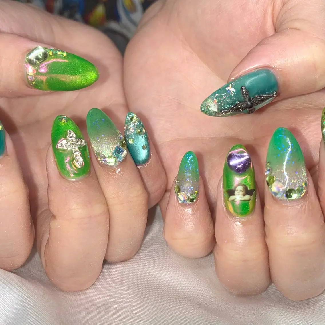 ネイル Nail ヌシん家 AKANEのネイルデザイン