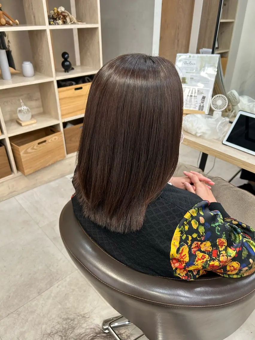 ミディアム 縮毛矯正 光を纏うツヤ感ロング Natsuki🤍のヘアスタイル