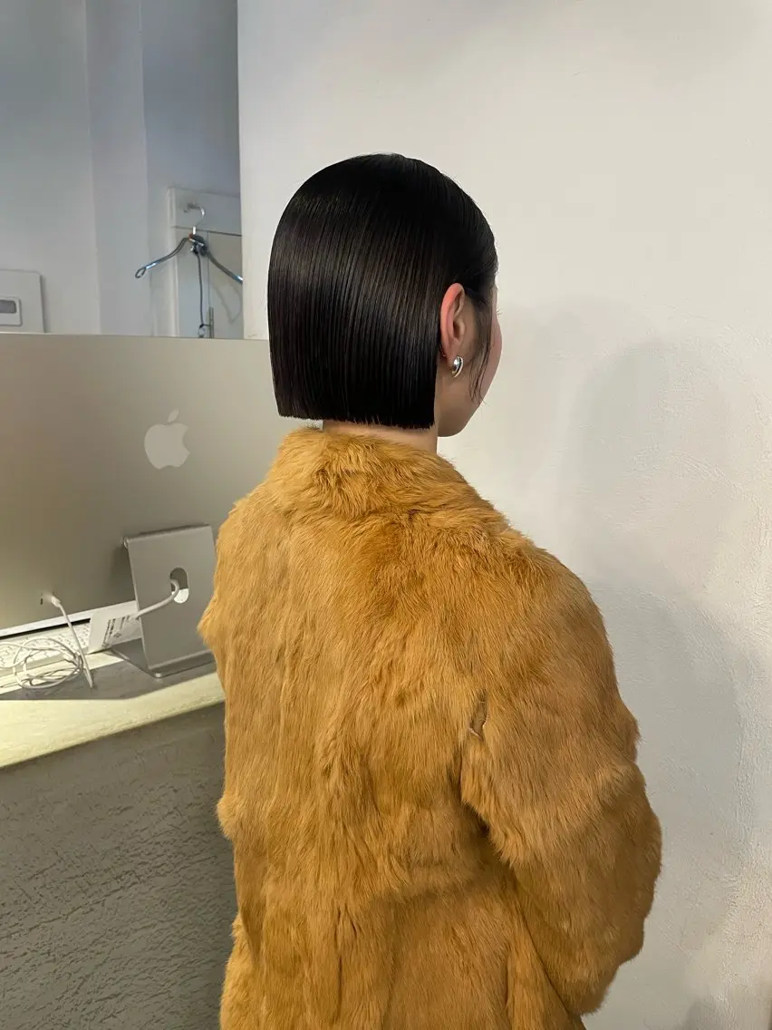 ショート ボブ Luca🟠 透明感カラーのヘアスタイル