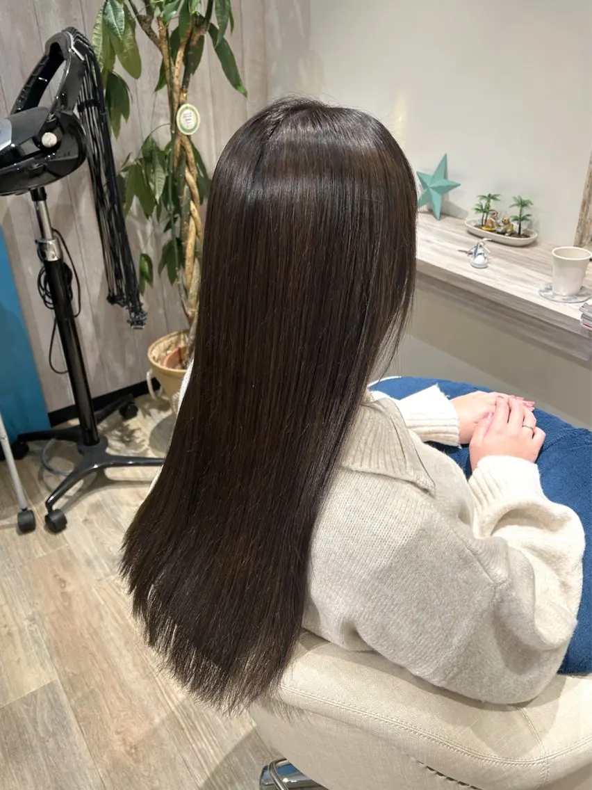 カラー アッシュ ヘアカラー 水口 琴絵のヘアスタイル