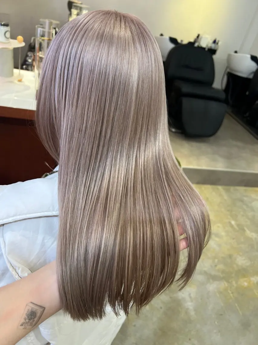 ロング カラー ヘアカラー 🫧suzuno 🫧ブリーチ強化のヘアスタイル