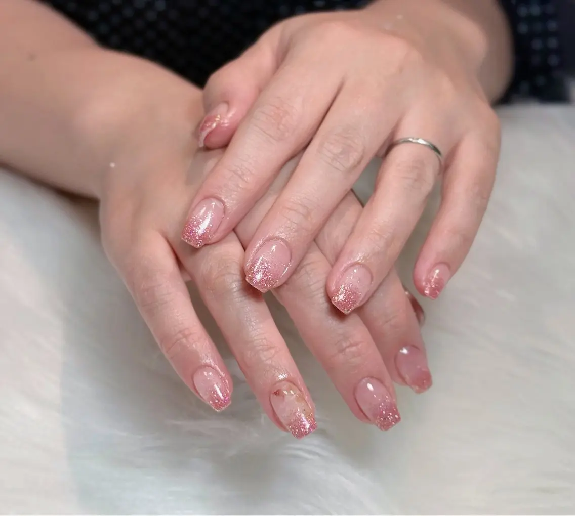 ネイル オーロラネイル チークネイル フットネイル フレンチネイル ジェルネイル ハンドネイル Nichi Nailsのネイルデザイン