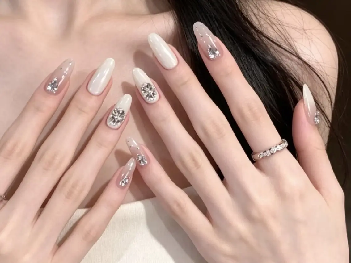 ネイル Yuki Sakai nailのネイルデザイン