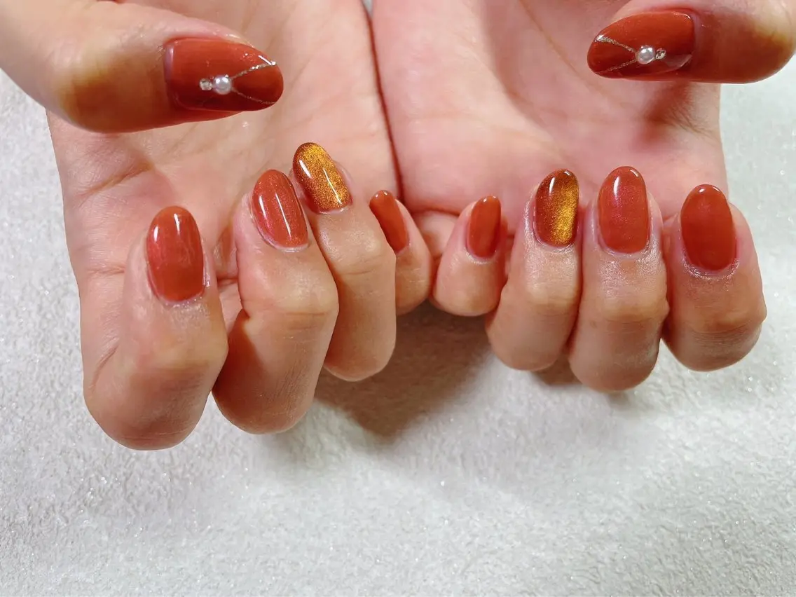 ネイル オーロラネイル フラワーネイル フットネイル フレンチネイル ジェルネイル ハンドネイル mogunail &blowのネイルデザイン