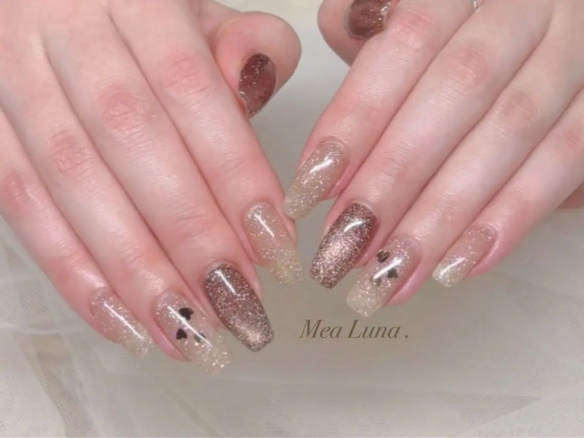 ネイル ハンドネイル Mea Luna .のネイルデザイン