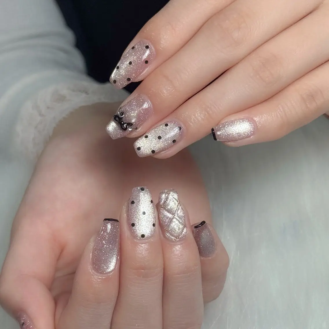 ネイル ハンドネイル フットネイル LAVISH nanamiのネイルデザイン