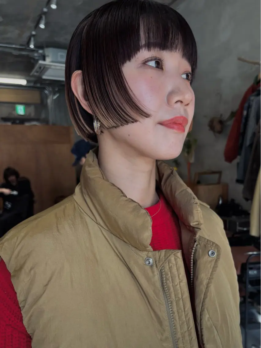 ショート 切りっぱなしボブ ボブ wewe: momoeのヘアスタイル