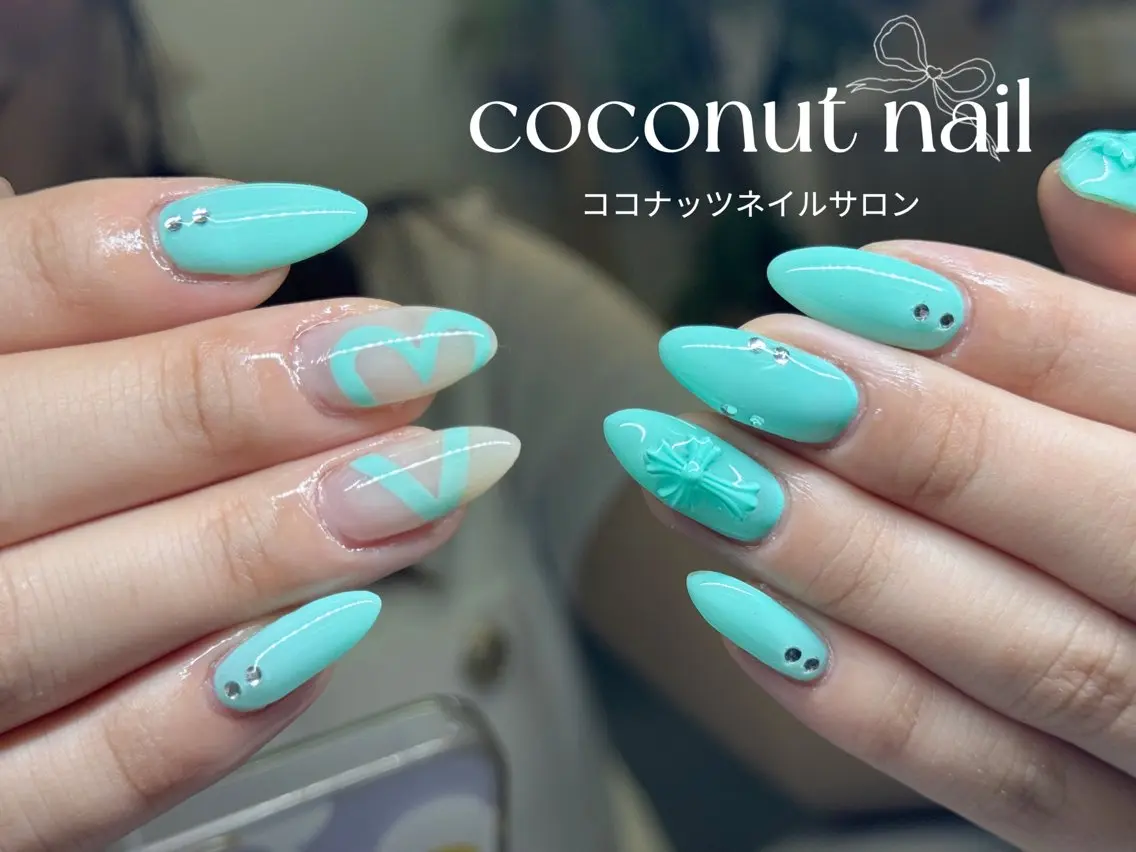 ネイル べっ甲ネイル フレンチネイル キラキラネイル マグネットネイル 大理石ネイル(マーブル) ハンドネイル 神田 ココナッツのネイルデザイン