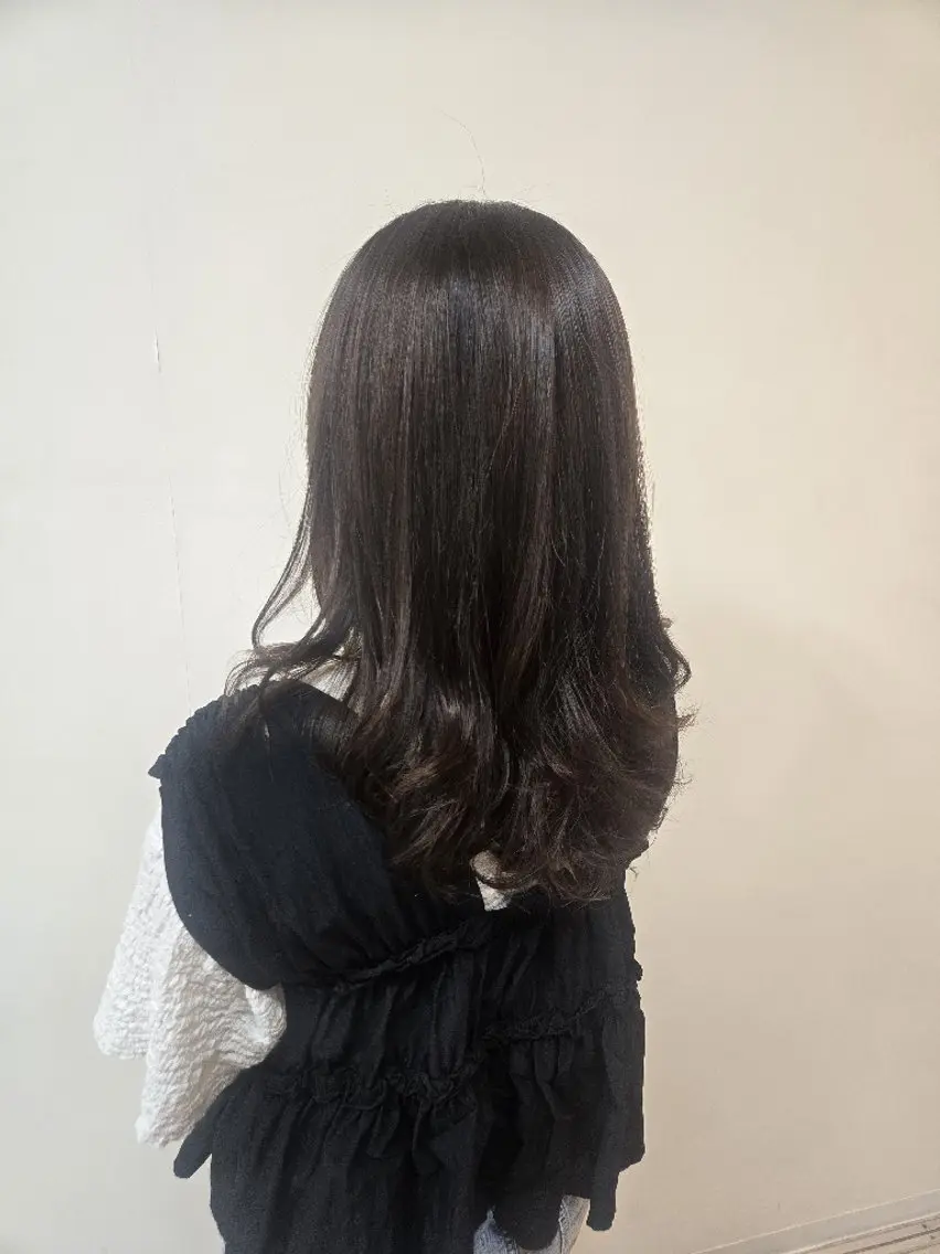 ロング パーマ ロングレイヤー レイヤーカット ロング カット パーマ 稲島 弘子のヘアスタイル