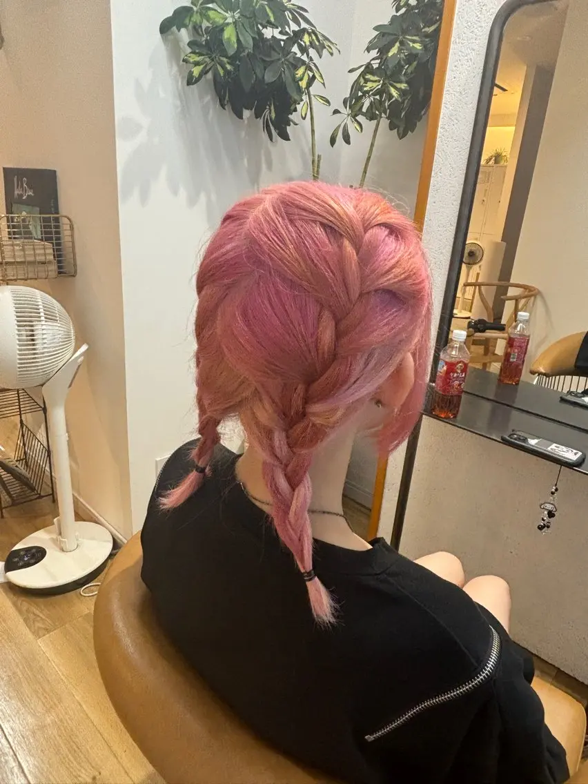 カラー ヘアアレンジ CINQ ゆりんのヘアスタイル