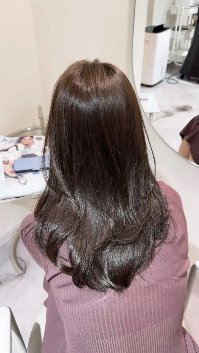 ロング カット ヘアカラー 特化✨透明感カラー 白髪染め✨住田緋菜のヘアスタイル