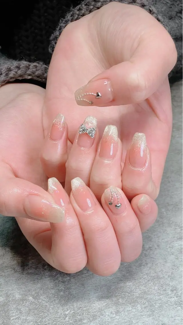 ネイル ハンドネイル ハンドケア shino🌟 痛ネイルのネイルデザイン