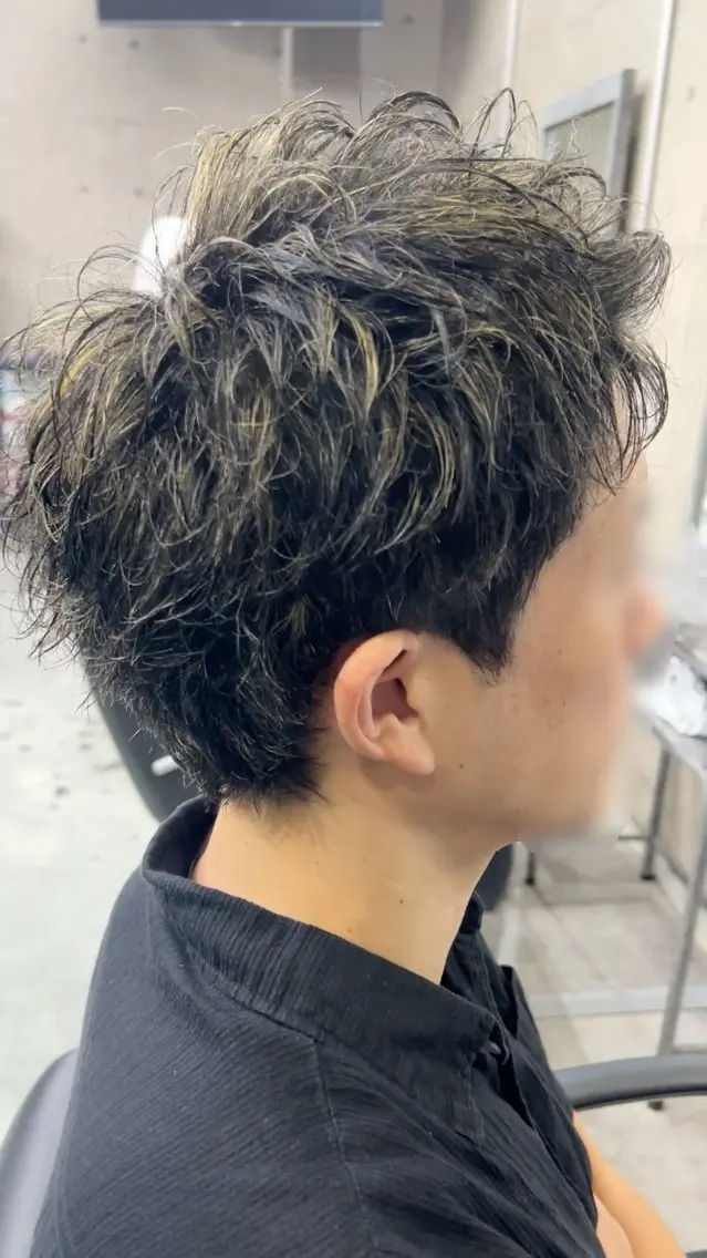 ショート カラー メンズ メンズハイライト スパイキーショート ハイライトカラー ハイライト ショートヘア 🔥メンズ特化🔥 安彦 優樹のヘアスタイル