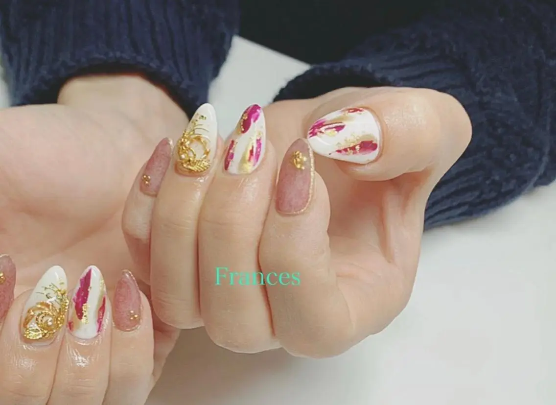 ネイル Frances 今村のネイルデザイン