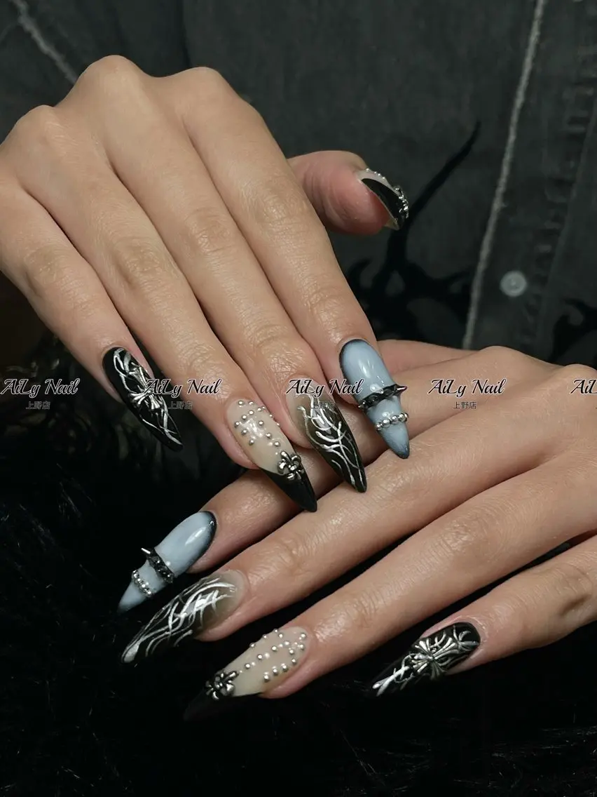 ネイル アートネイル ジェルネイル マグネットネイル ニュアンスネイル シンプルネイル ハンドネイル AiLy Nail 上野店のネイルデザイン