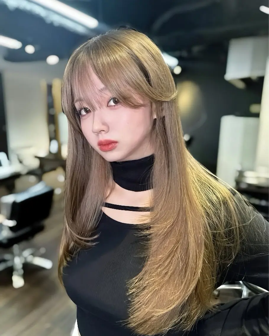 ロング カラー ロングレイヤー 髪質改善 レイヤーカット ロング トリートメント カット ヘアカラー トリートメント ワンホンヘア ケラチン/Kaitoのヘアスタイル