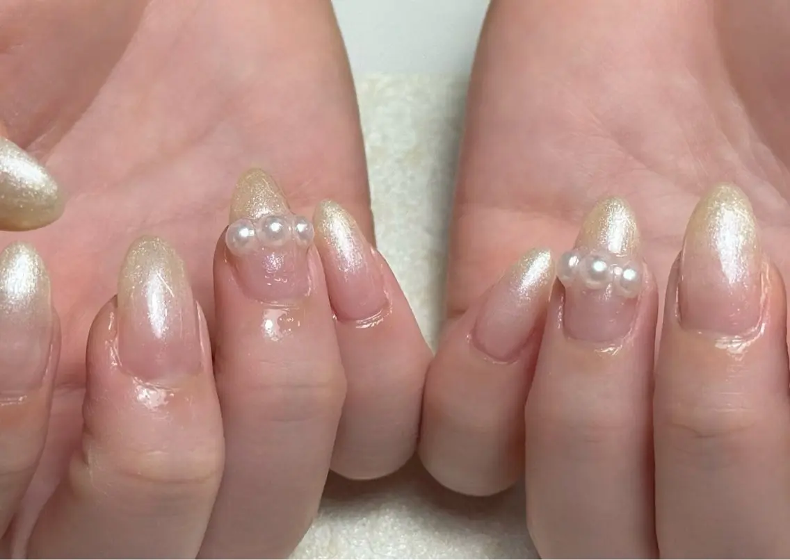 ネイル チークネイル 長さ出し フレンチネイル グラデーション キラキラネイル 中野駅から2分 MEO NAILのネイルデザイン