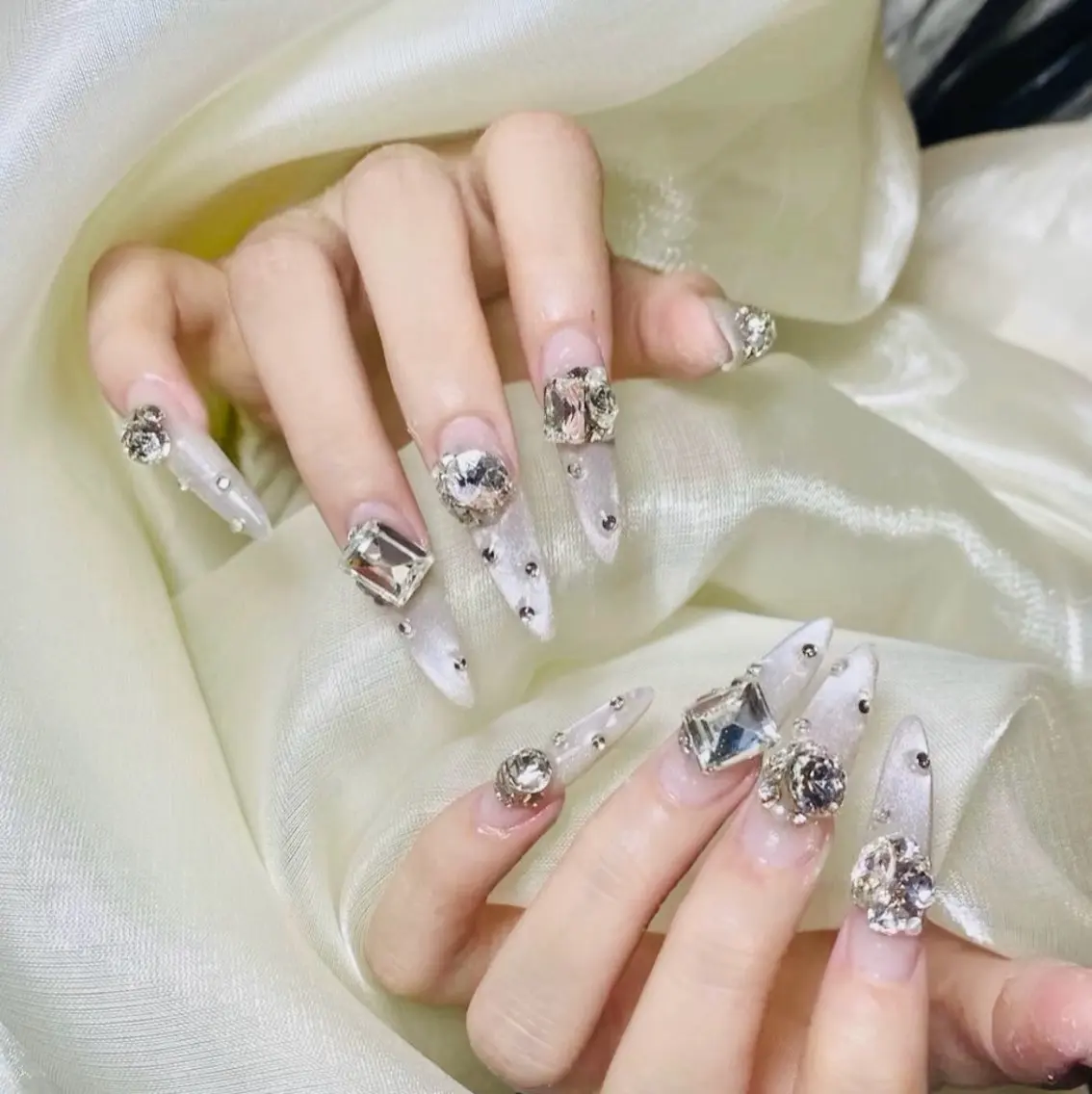 ネイル チークネイル 長さ出し フレンチネイル ガーリー 韓国ネイル sun nail池袋 モデル募集のネイルデザイン