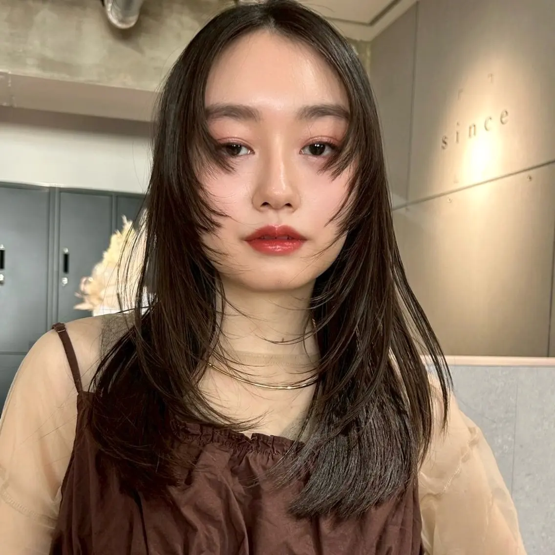 ロング 顔まわりレイヤー レイヤーカット カット ヘアカラー トリートメント 【顔まわり×ヘア セット】MIHO🎀のヘアスタイル