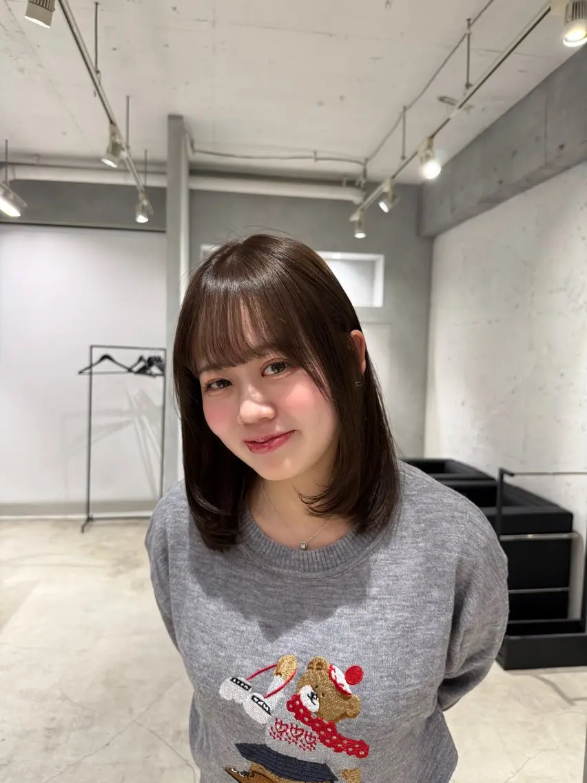 ミディアム レイヤーカット あんな🦋レイヤー カット/透明感カラーのヘアスタイル