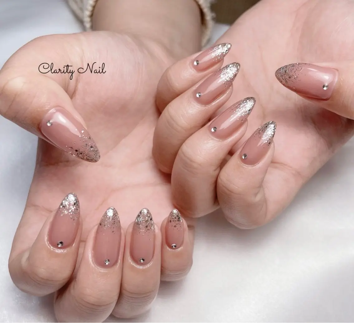 ネイル グラデーション ラメ(グリッター) ラメグラデーション ハンドネイル Clarity Nailのネイルデザイン