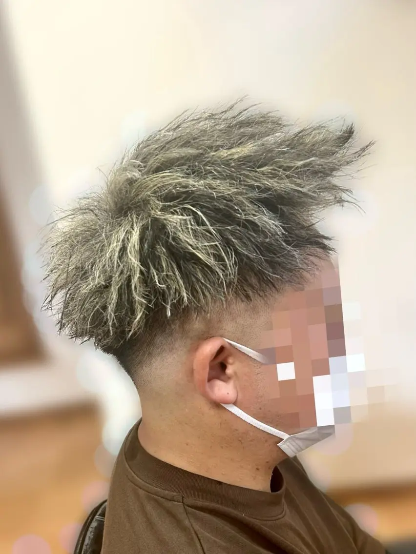 パーマ メンズ メンズハイライト メンズメッシュ モヒカン メンズパーマ メンズツイストパーマ カット ヘアカラー かぁちゃん 橋本のヘアスタイル