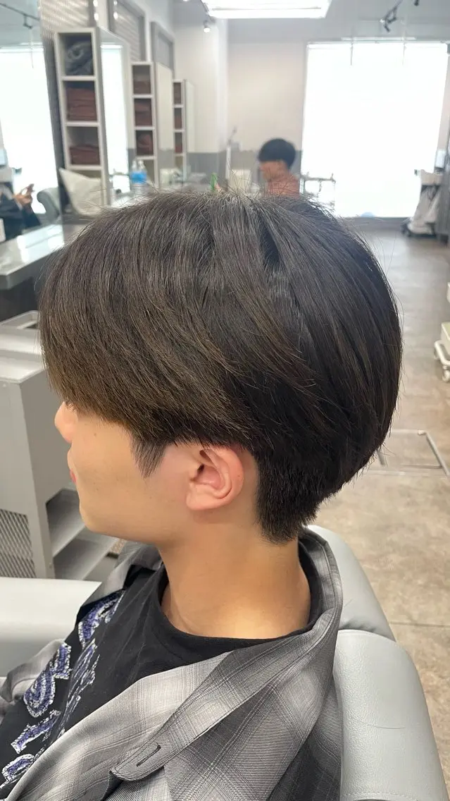 ミディアム メンズ センターパート カット 阪田 集/メンズヘアのヘアスタイル