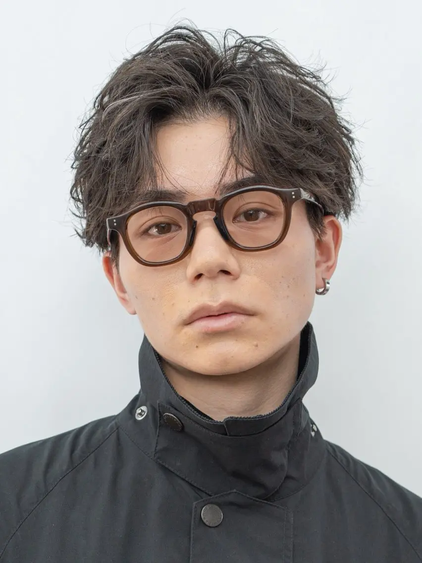 ミディアム パーマ ミディアムパーマ ツイストスパイラルパーマ 学生 ニュアンスパーマ スパイラルパーマ カット パーマ fifth/原宿/ パーマ/くぼしゅーのヘアスタイル
