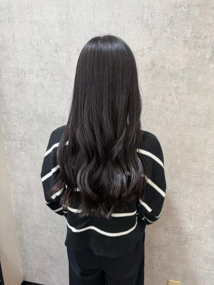 セミロング カラー 透明感カラー レイヤー/コテパーマ 松本　希愛のヘアスタイル