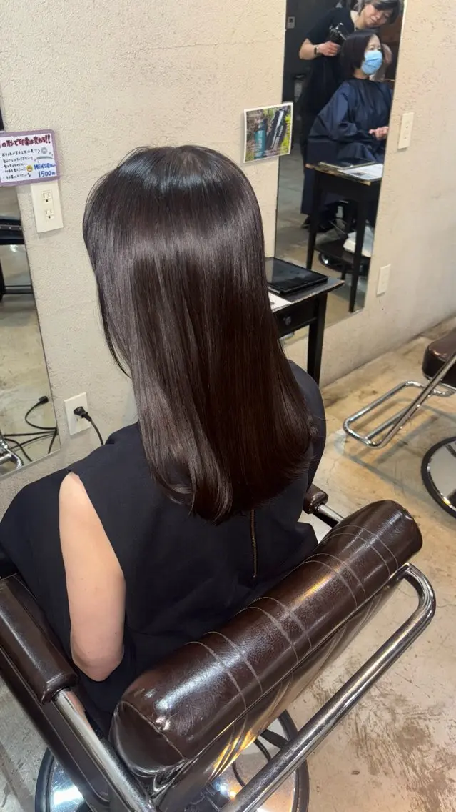 ミディアム カラー 黒髪 ヘアカラー 小池 かなこのヘアスタイル