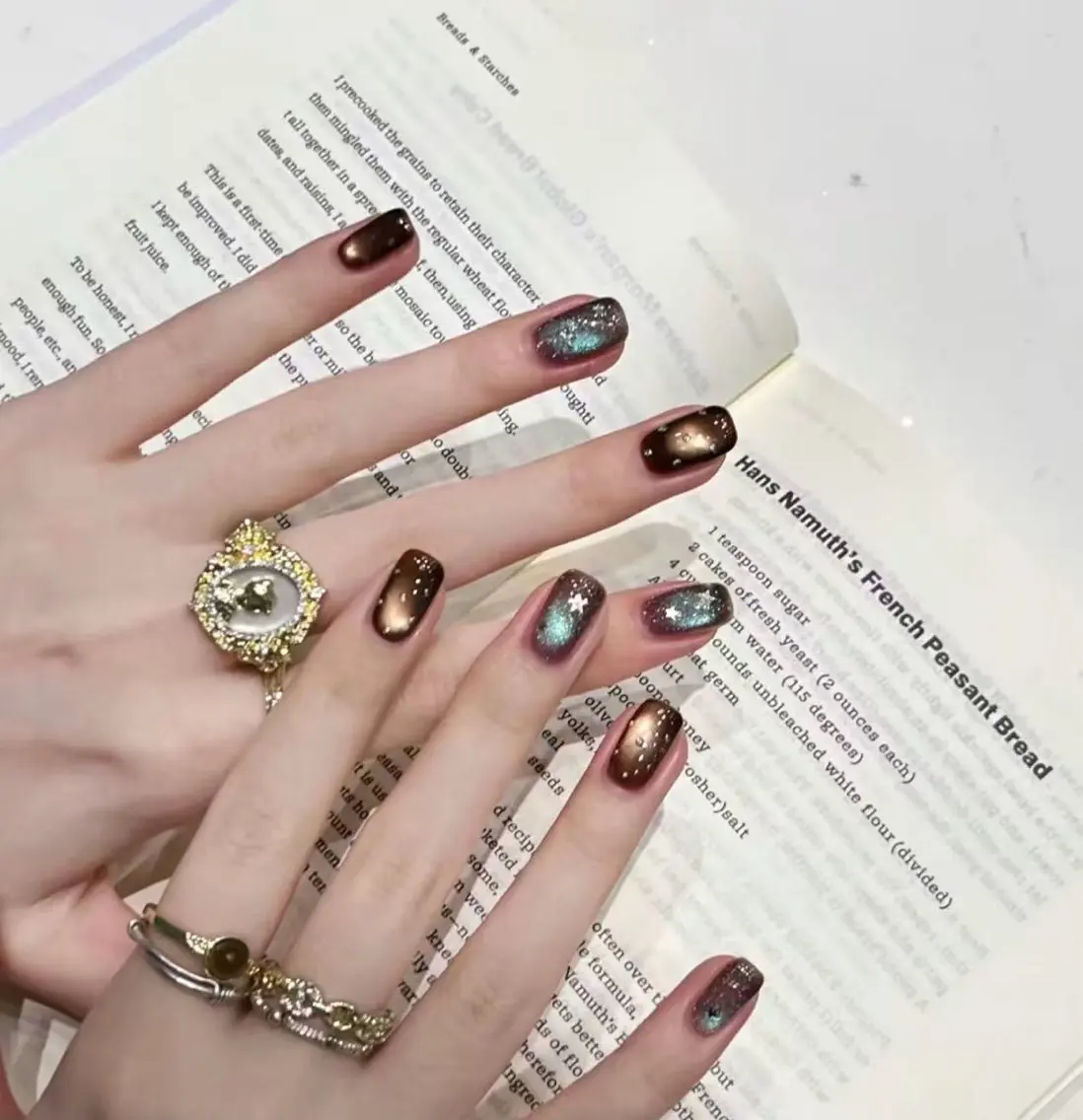ネイル H3 Nail シロのネイルデザイン