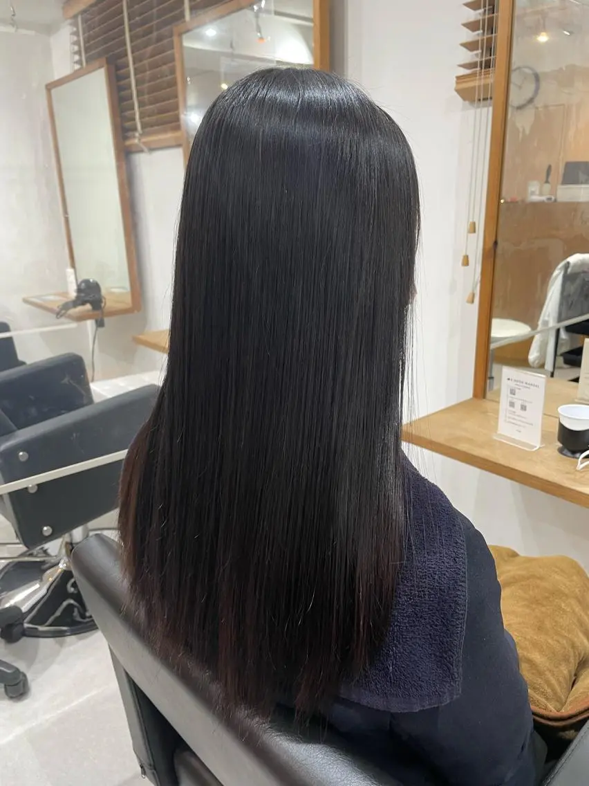 🍀カット+酸性ストレート+髪質改善トリートメント🍀の写真