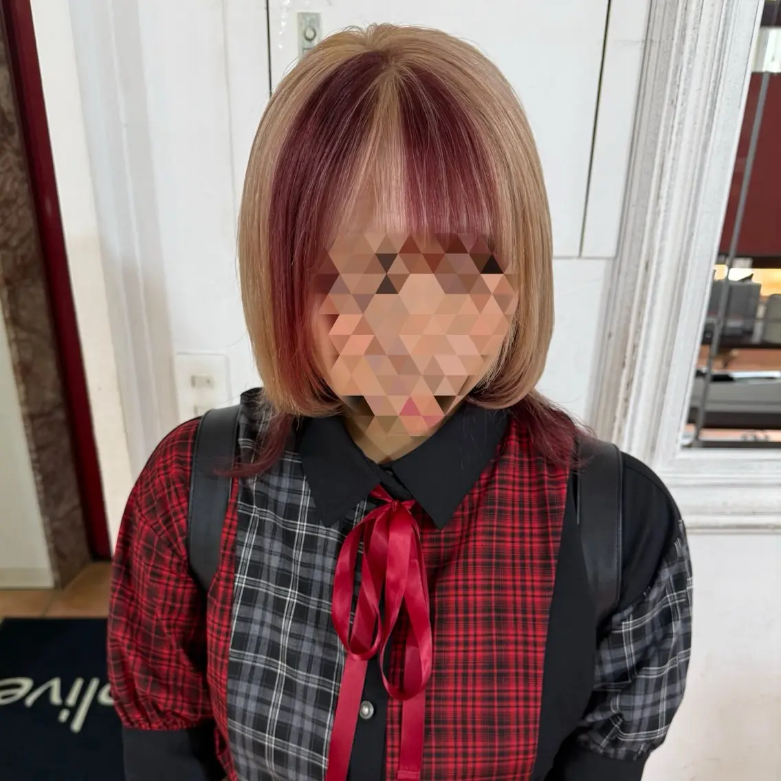 ミディアム カラー ヘアカラー トリートメント 🦋エクステ/透明感 カラー🦋宮川莉央のヘアスタイル