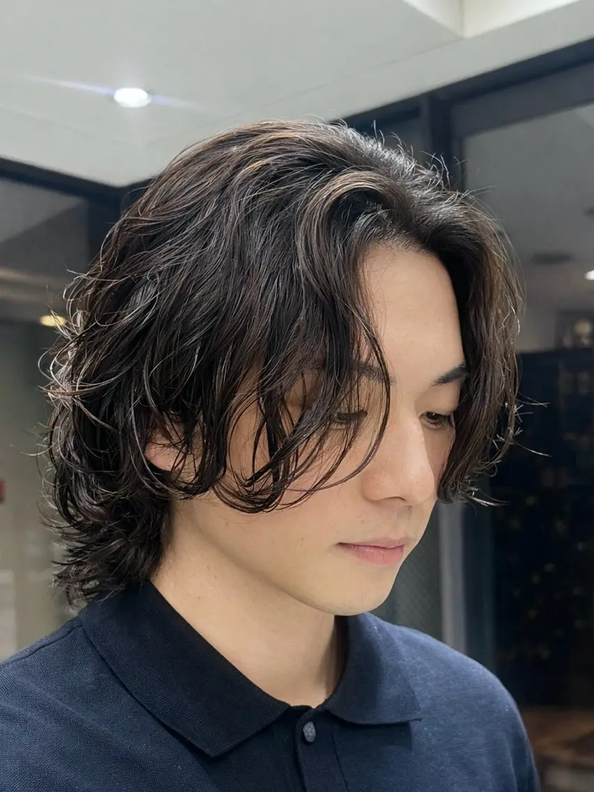 ミディアム パーマ メンズ カット パーマ トリートメント 🇺🇸サーフカール 🇺🇸ケンシロウのヘアスタイル