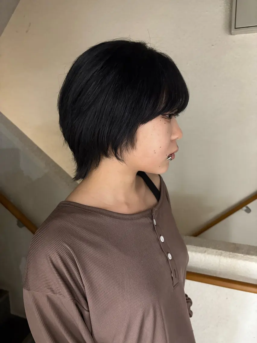 ショート ウルフカット ナチュラルヘア🦋 のの  YECCAのヘアスタイル