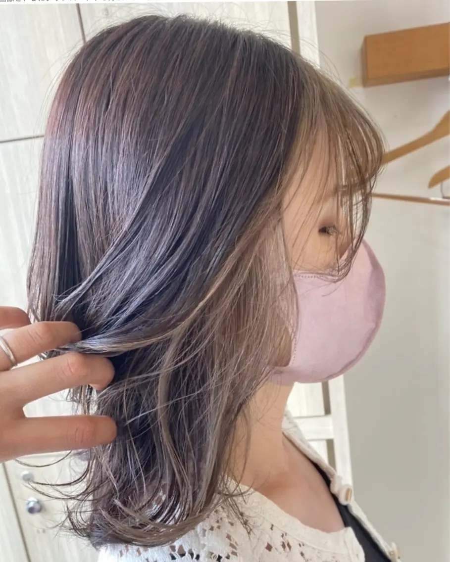 ミディアム 佐藤 帆春のヘアスタイル