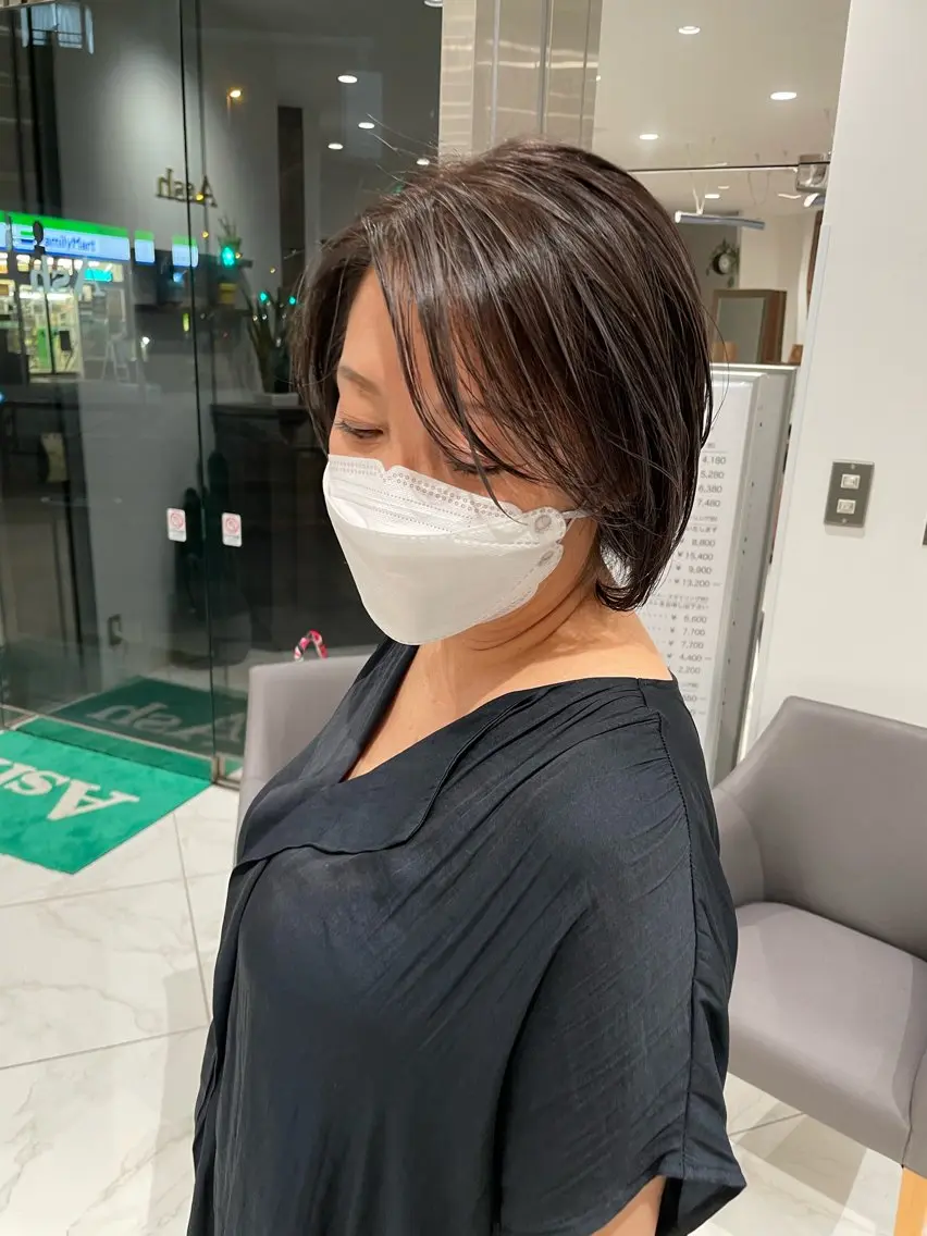ミディアム ハイライト ヘアカラー 🇰🇷韓国ヘア★ 副店長.쿠리타⭐︎のヘアスタイル