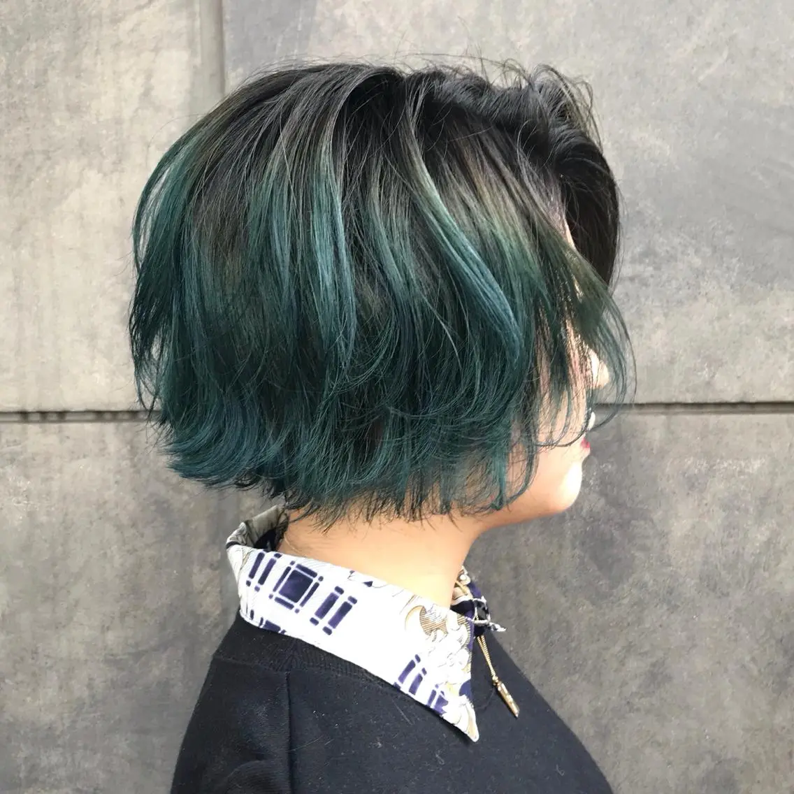 ショート カラー ブリーチ グラデーションカラー タンバルモリ K-POP好き美容師 🇰🇷Kai.Yのヘアスタイル
