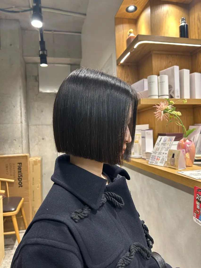 ショート カット 🍎ブリーチカラー 🍎KUREA🍎のヘアスタイル