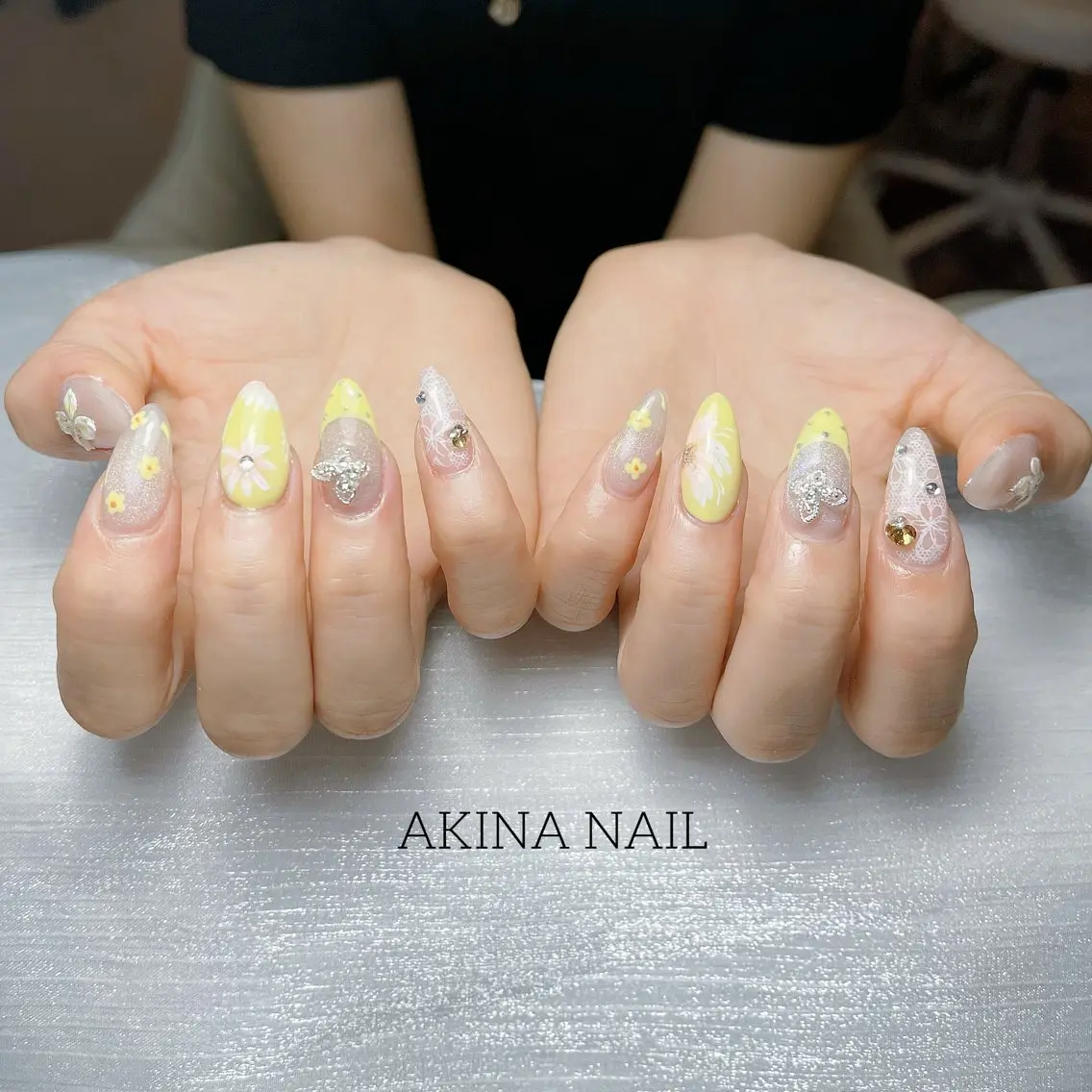 ネイル キラキラネイル 韓国ネイル マグネットネイル ミラーネイル ニュアンスネイル ハンドネイル Akina Nailのネイルデザイン
