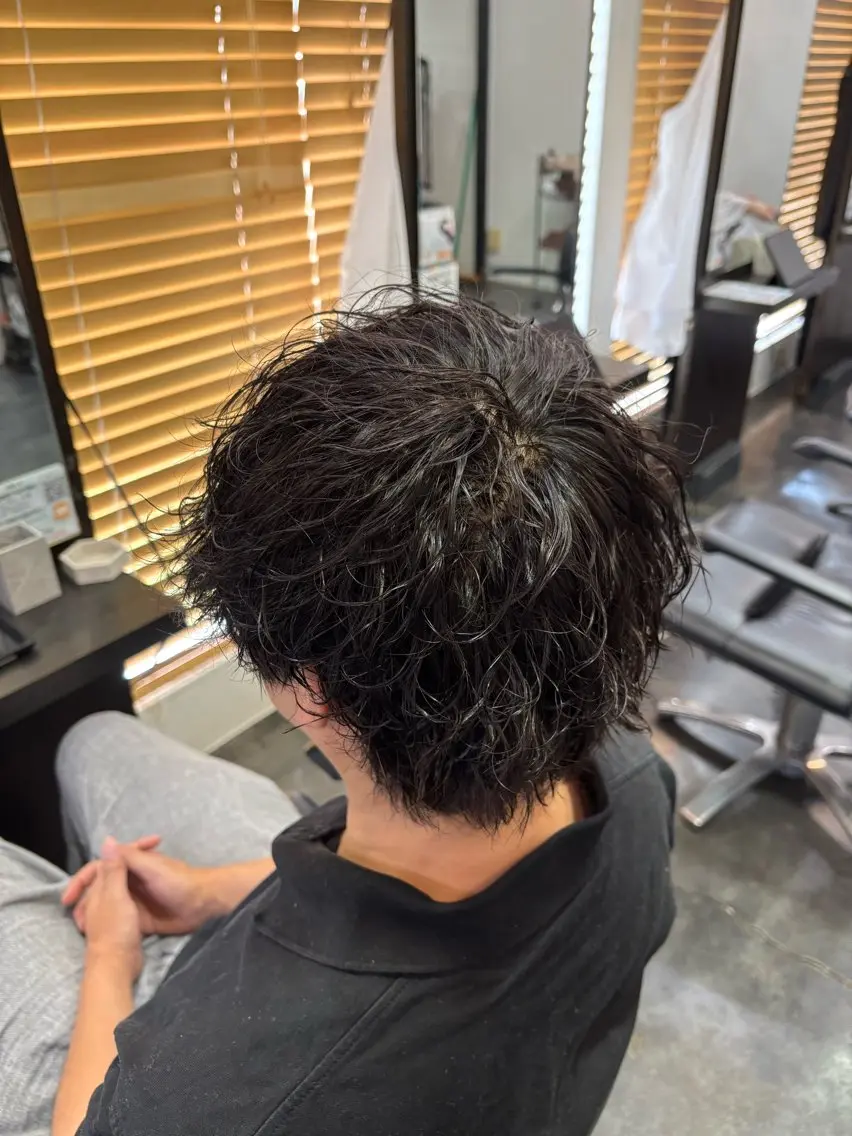 パーマ メンズ メンズパーマ ツイストスパイラルパーマ スパイラルパーマ 奥山 和奏のヘアスタイル